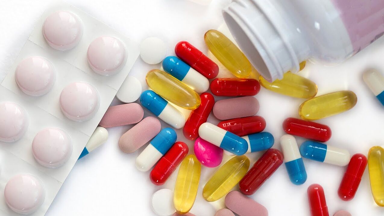 Vitamines en capsules pour la puissance